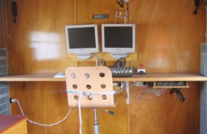 Truck Radio - Studio